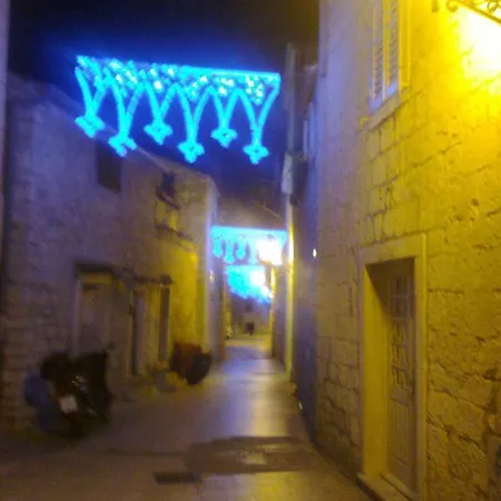 Dube דירה