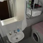 Dube سبليت