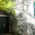 Dube Apartment Split